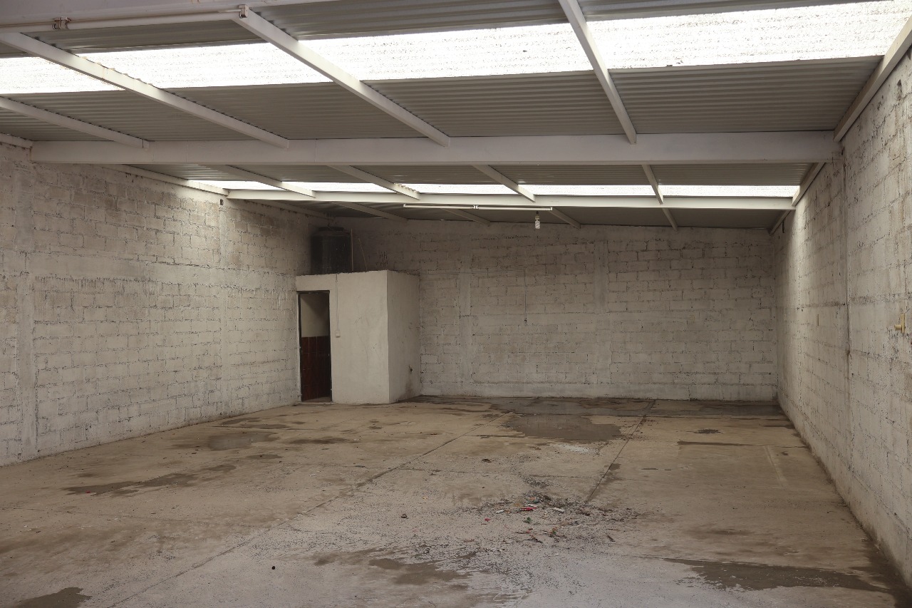 Renta de Bodega 180 m2, Zona Aeropuerto - Exportec 3 IMG 20250513 WA00371