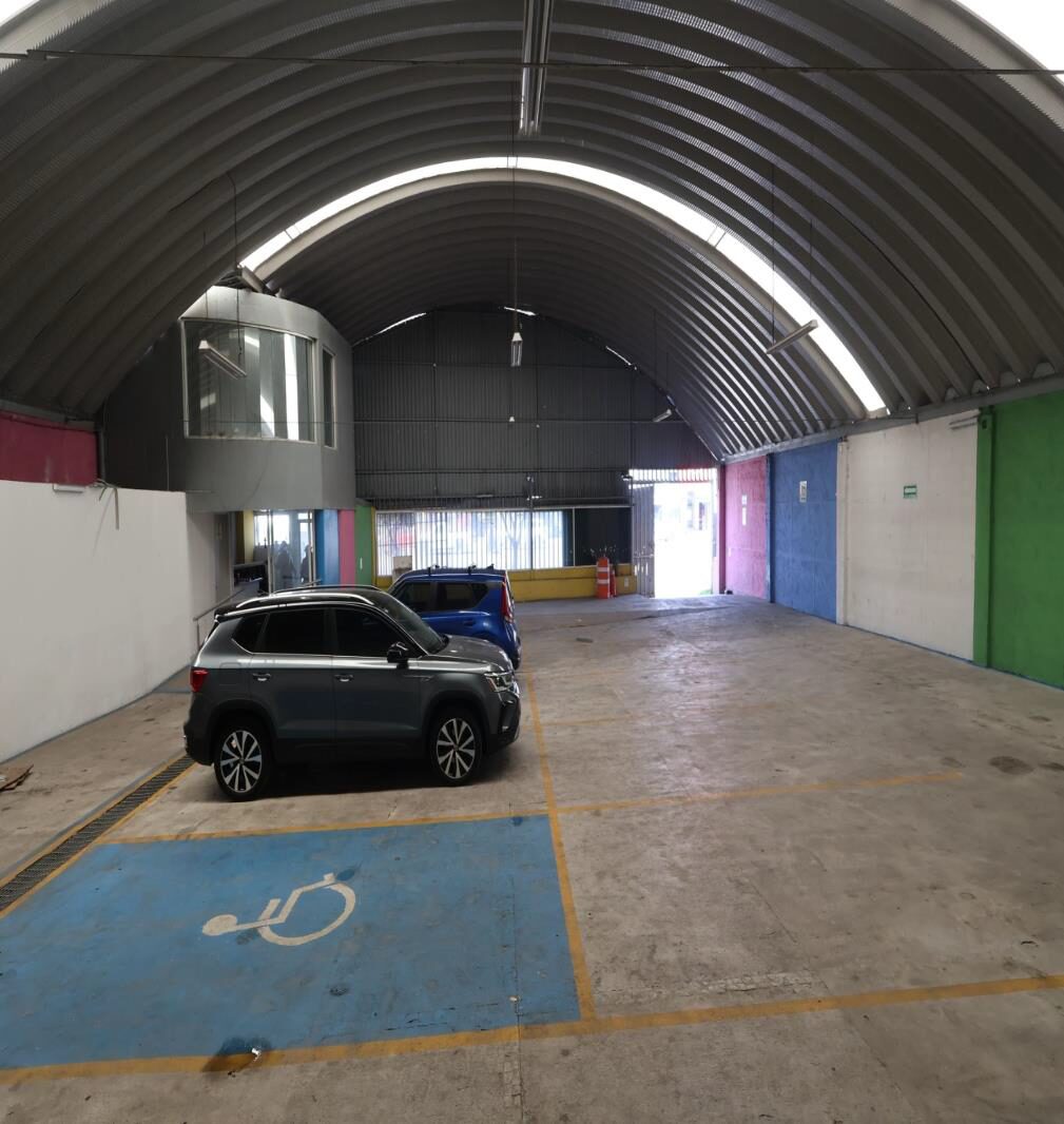 BODEGA COMERCIAL EN RENTA DE 1,328 M2 EN TOLUCA 2 imagen 2026 04 21 140931277