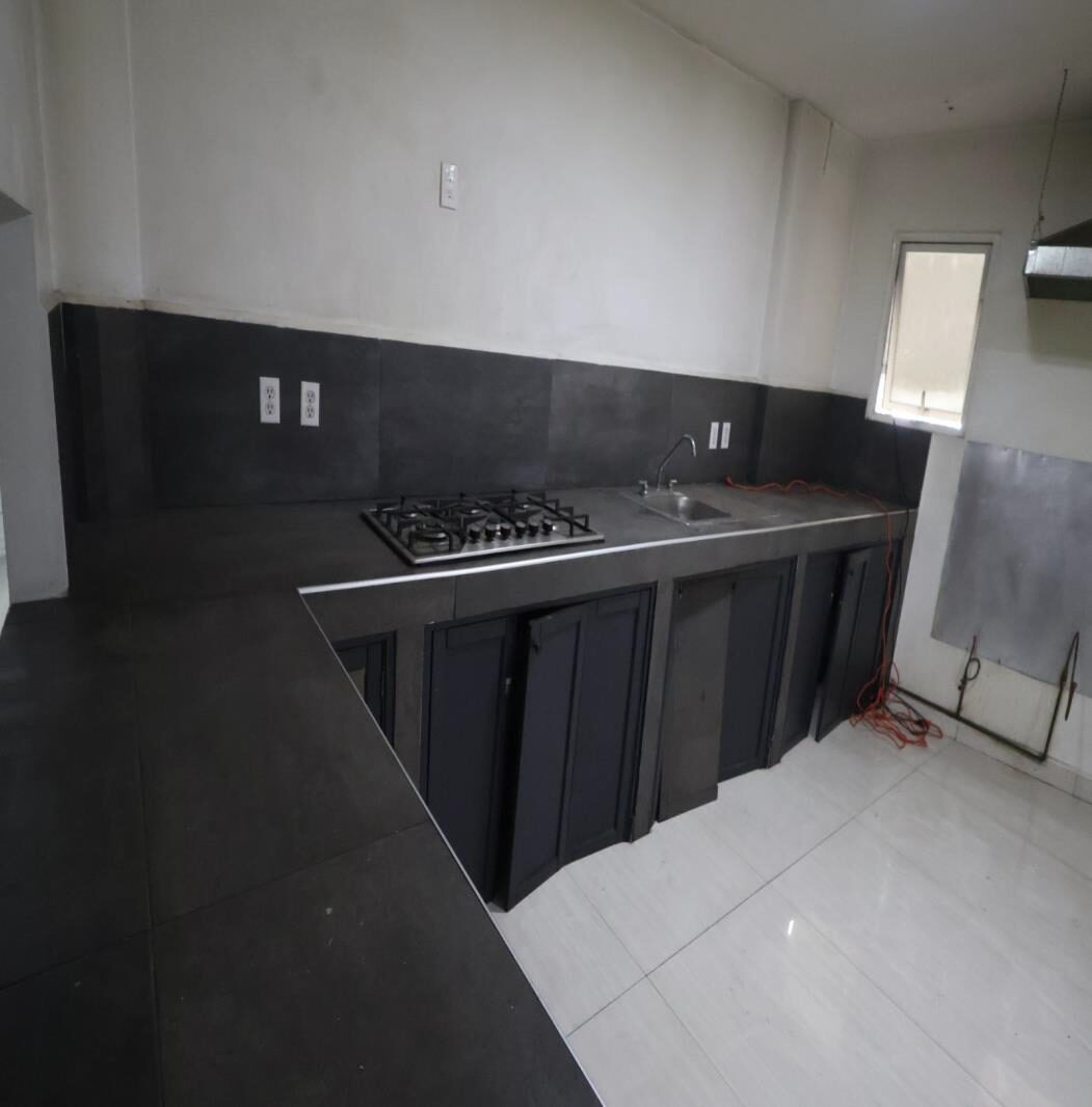 BODEGA COMERCIAL EN RENTA DE 1,328 M2 EN TOLUCA 9 imagen 2026 04 21 141010332