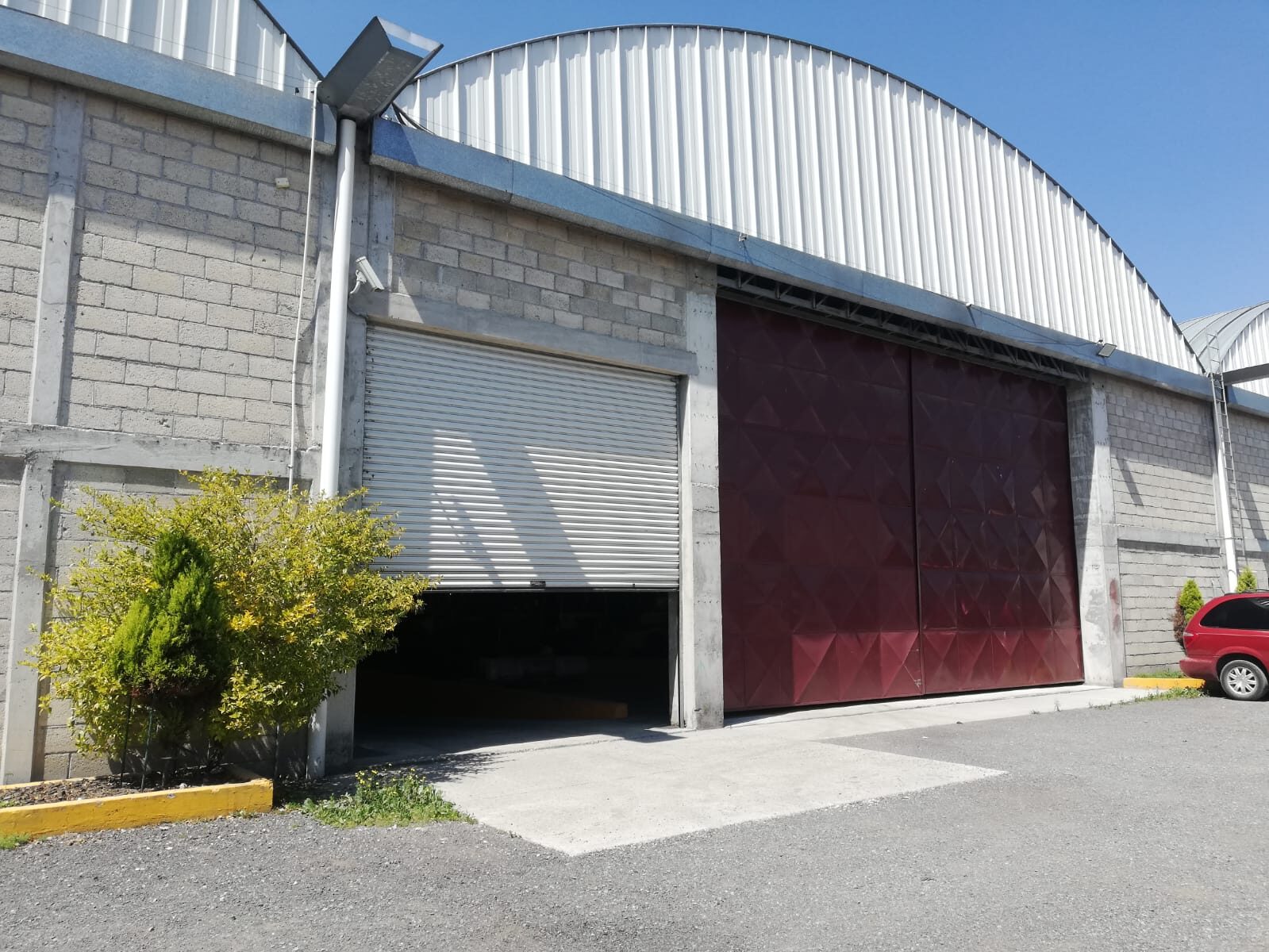 BODEGA EN RENTA DE 2,000 M2 EN EL ESPINO 7 imagen 2026 04 30 164236468