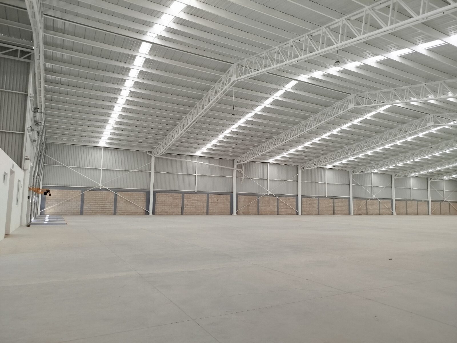 NAVE INDUSTRIAL DE 5,500 M2 EN PALMILLAS 2 imagen 2026 05 05 075553088