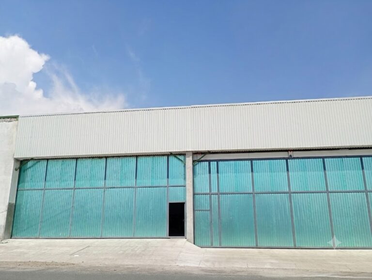 Miderent 3 bodega renta palmillas 768x578